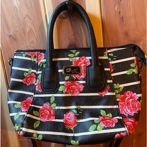 Like new Betsey Johnson Crossbody